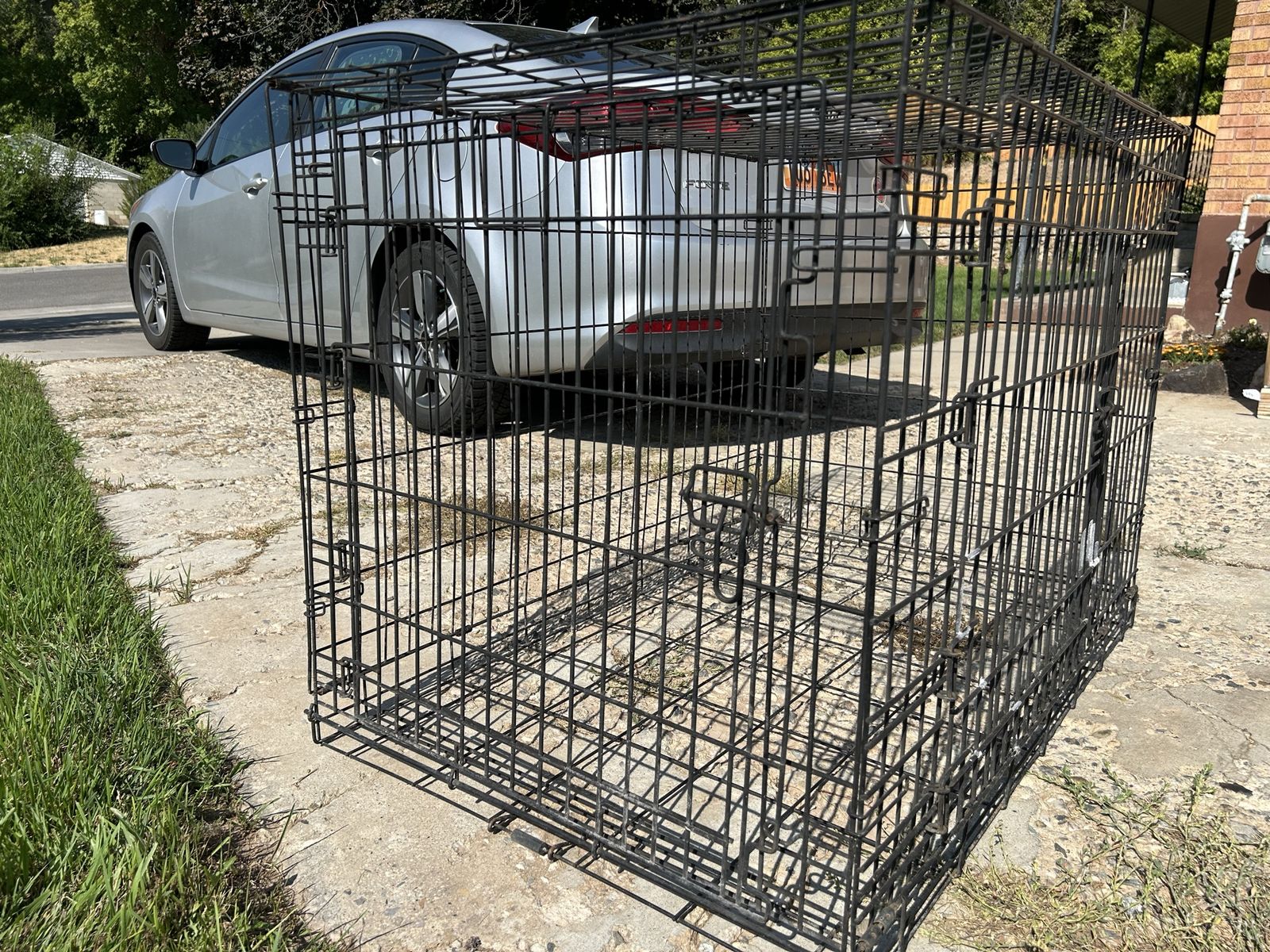 Large Black Metal Folding Wire Dog Crate