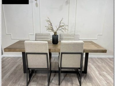MODERN DINING SET AMAZING DEAL