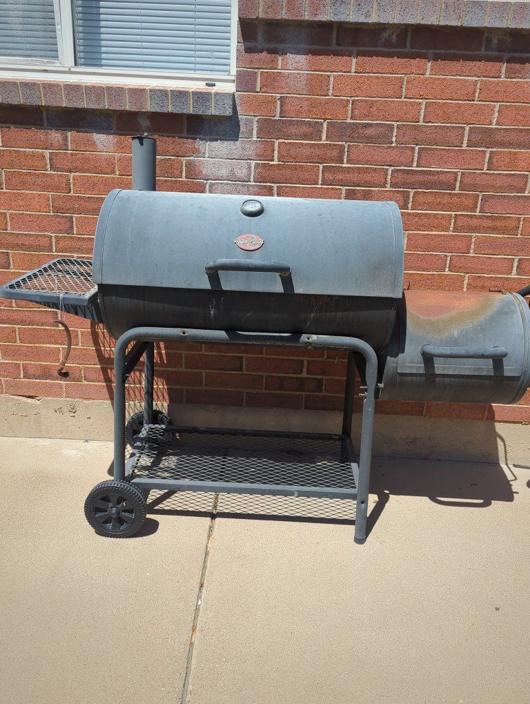 Charcoal Smoker/BBQ