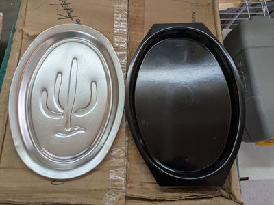 2 NordicWare Sizzling Steak Plates Fajita Pans with Cactus Design