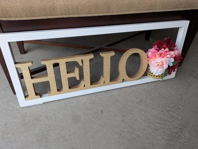 Light-up "Hello" flower and frame sign