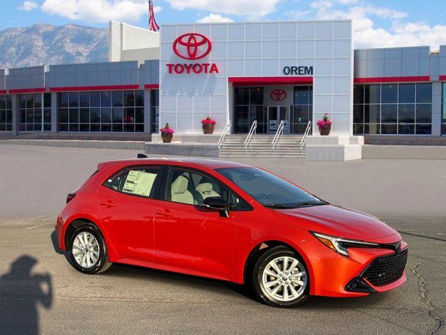 2026 Toyota Corolla Hatchback SE