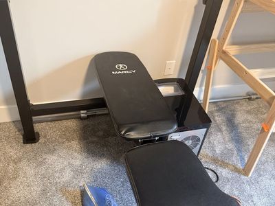 Bench press with bar
