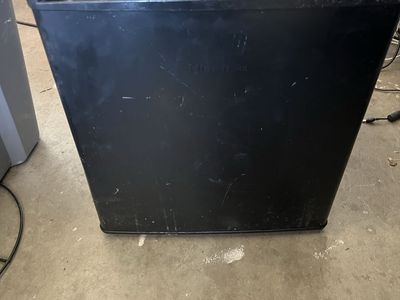Mini fridge
