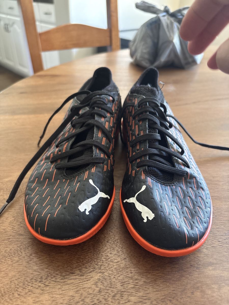 Puma Indoor Soccer Shoes - Black & Orange with White Puma Logo - Excellent Condition