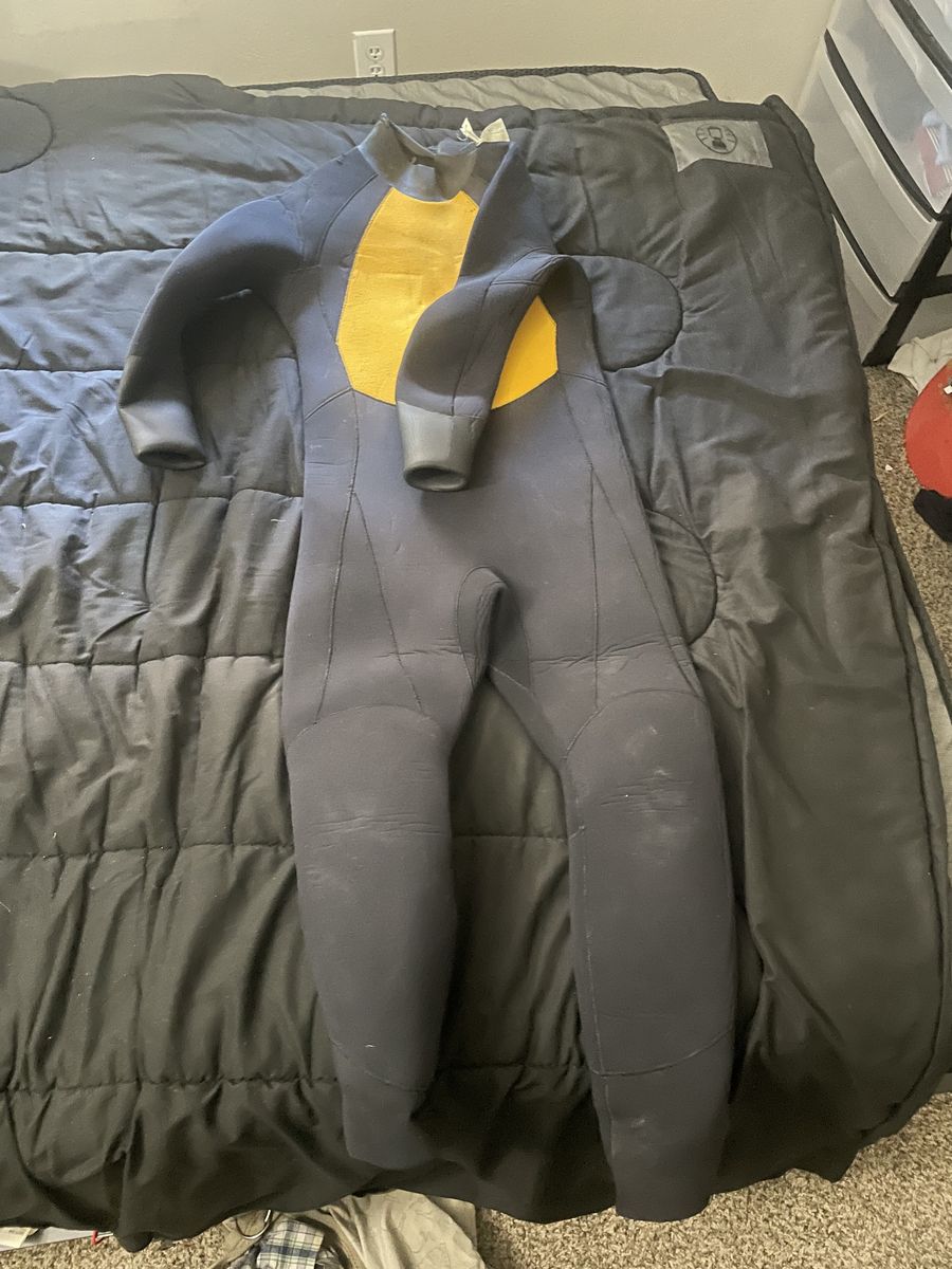 Scuba pro wetsuit