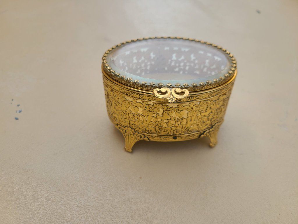 vintage gold jewelry box
