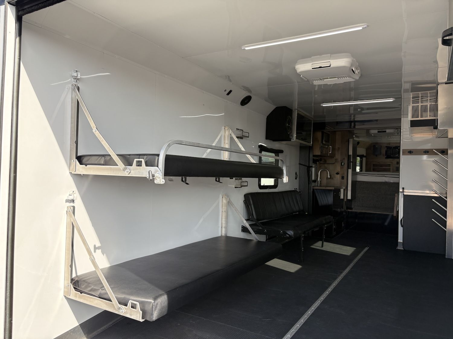 Main image 5
