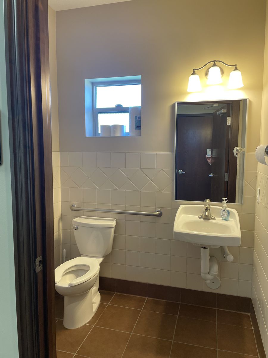 Main image 12