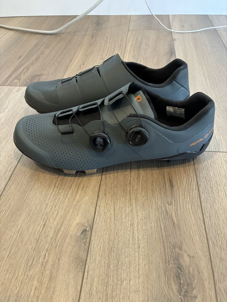Pearl Izumi Carbon Expedition Pro Shoes, size 47
