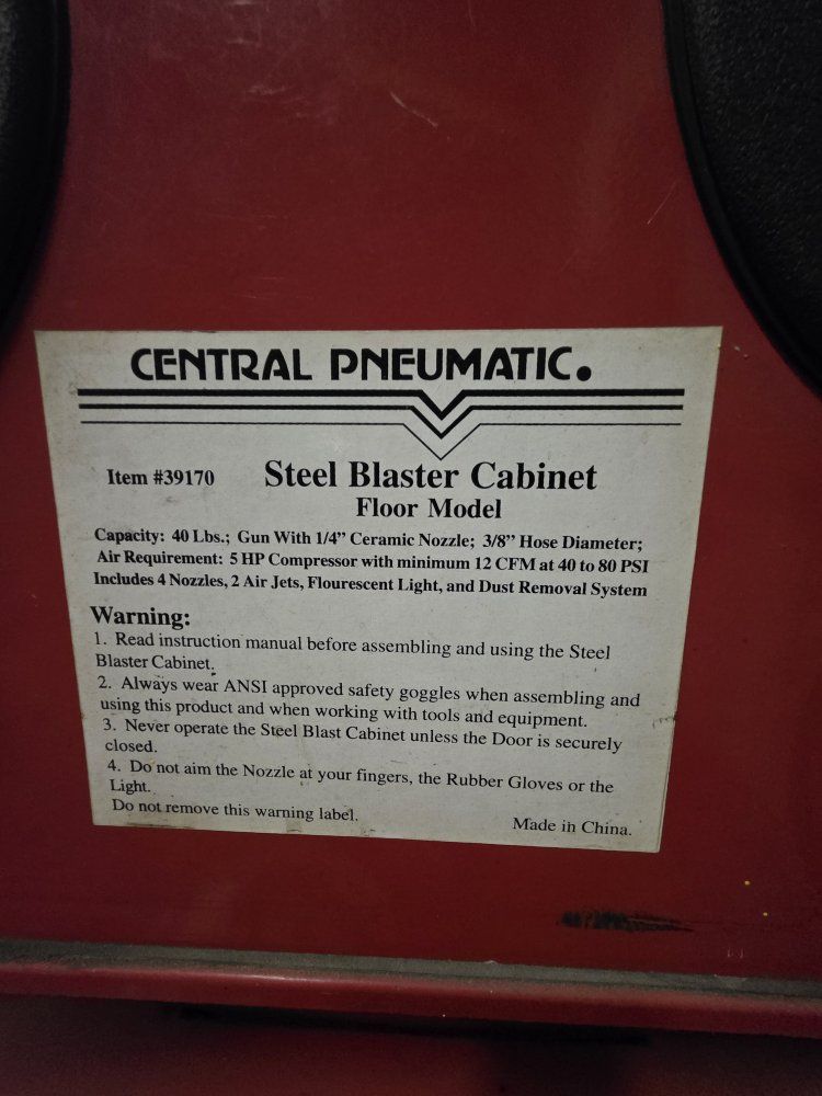 Central Pneumatic 40lb Steel Blaster Cabinet Floor Model Sandblasting System w/ Hose $140