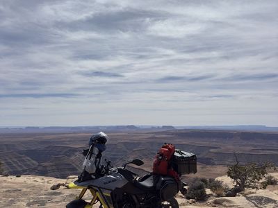 Suzuki V-Strom 800DE, 2023