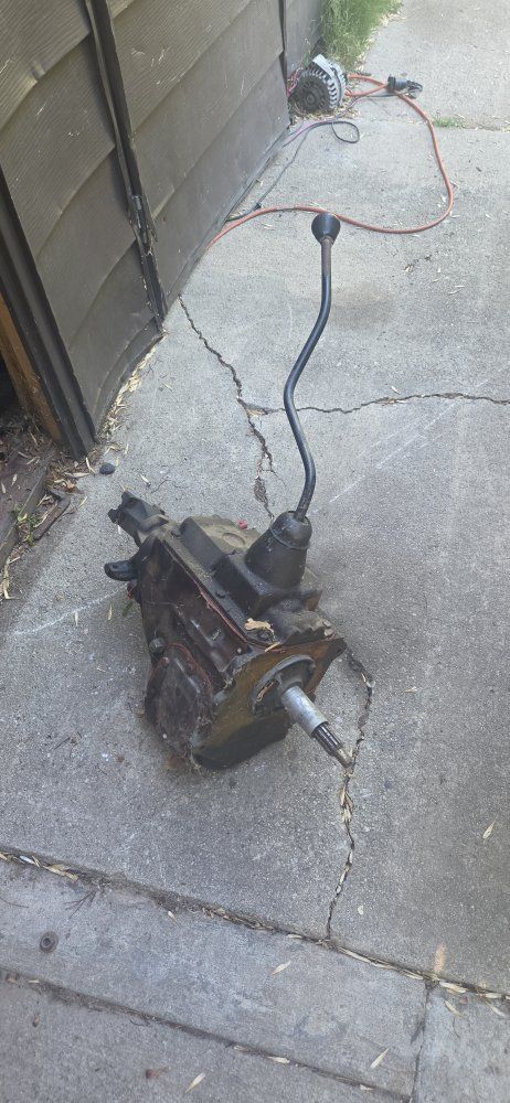 New Process 435 (NP435) 4-speed manual transmission