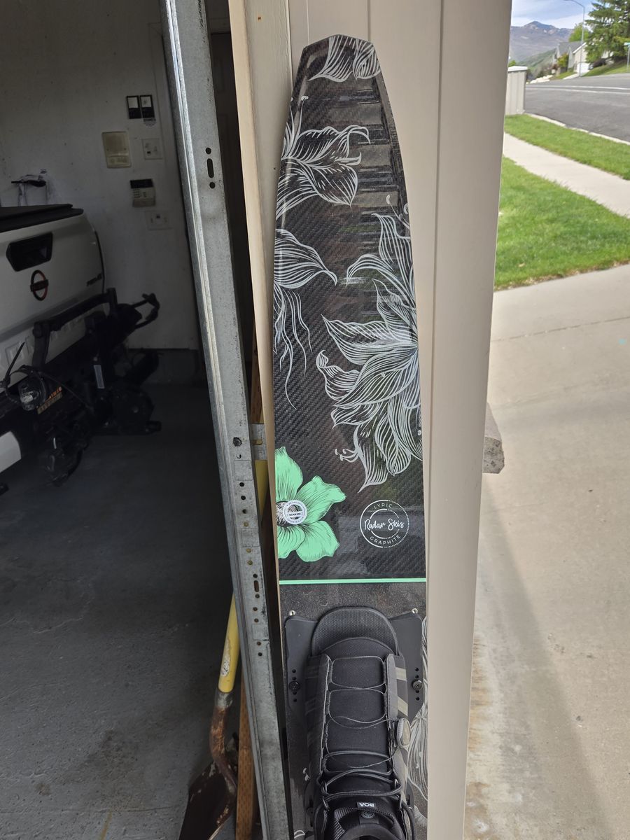 Radar Lyric Carbon waterski