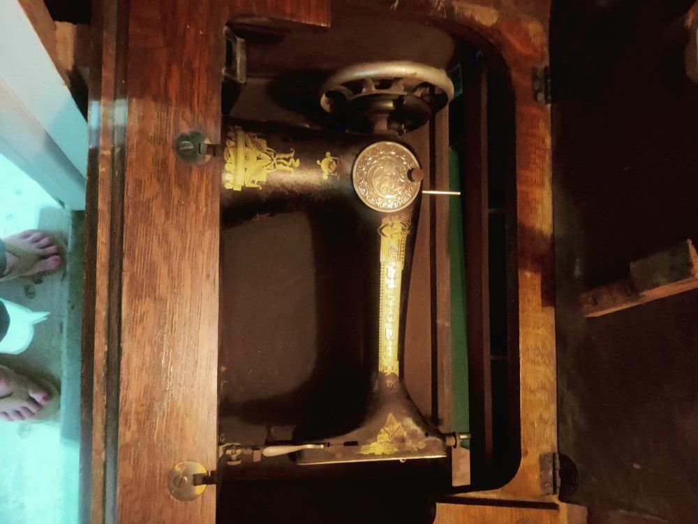 Main image 11