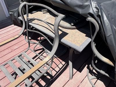 5pc Patio Set w/Cover + 2 bonus tables
