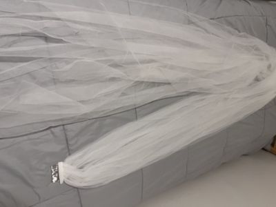White Tulle Wedding Veil with Comb - Cathedral Length