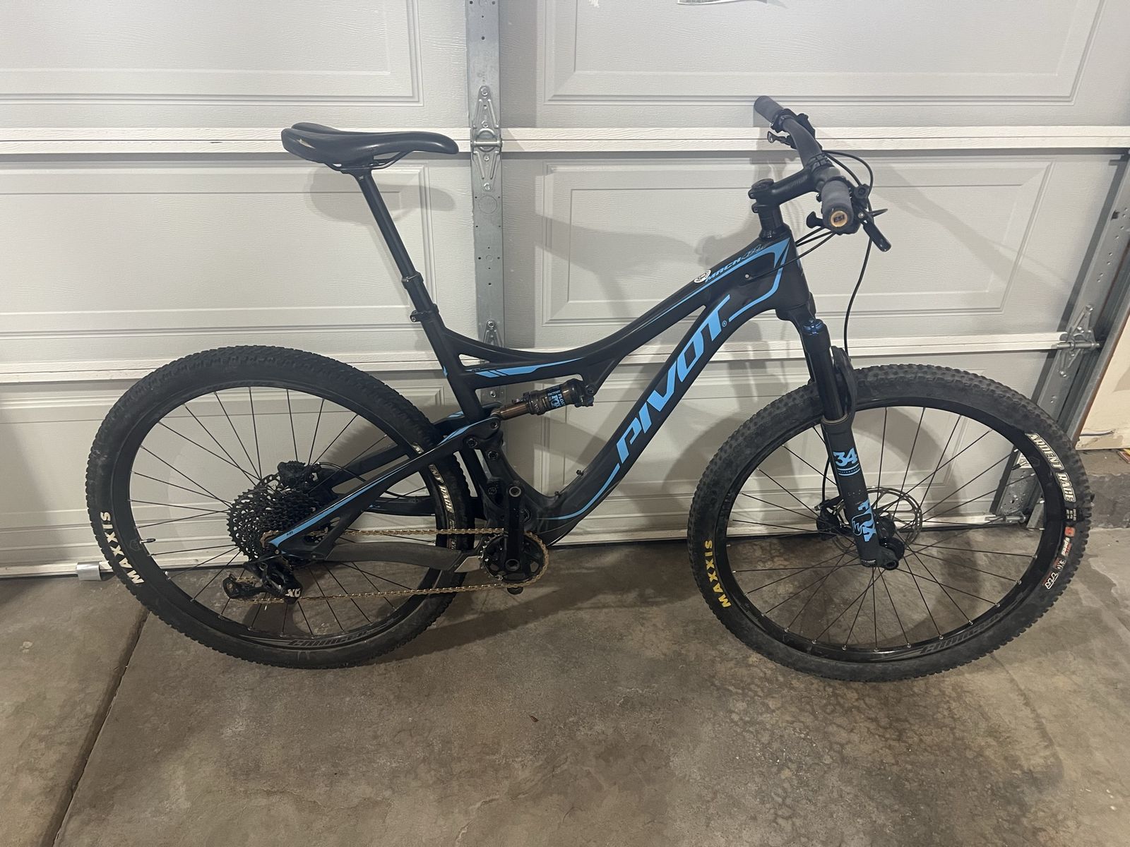 Pivot Mach 429SL Mountain Bike - SRAM Eagle XO 1x12, Fox Float 32/Kashima Shocks, Dropper Post