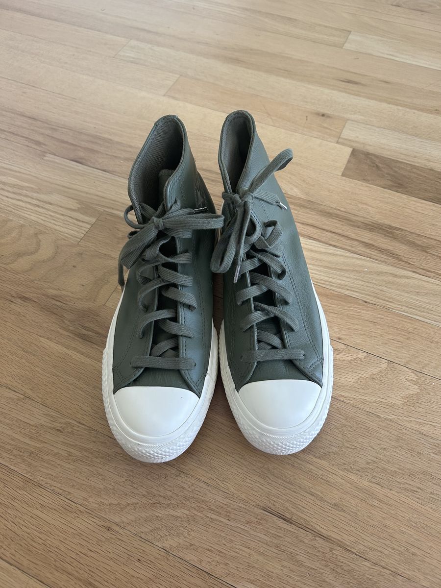 Converse Chuck Taylor All Star Leather High Top Sneakers Olive Green Women's Size 9