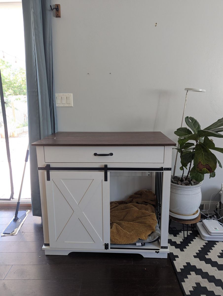 Dog Kennel - Barely Used!