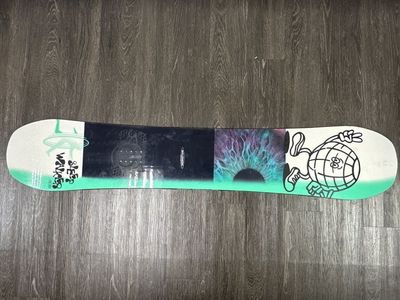 SALOMON SLEEPWALKER SNOWBOARD NO BINDINGS