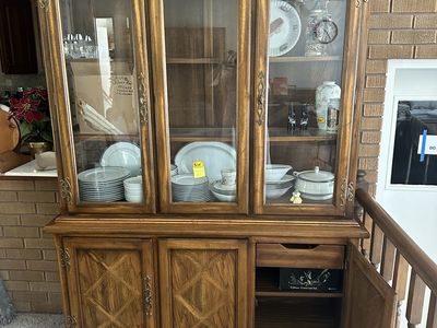 Solid Wood Hutch