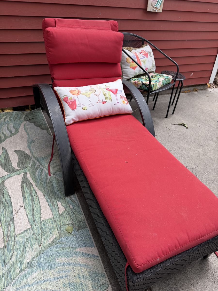 Lounge Chair
