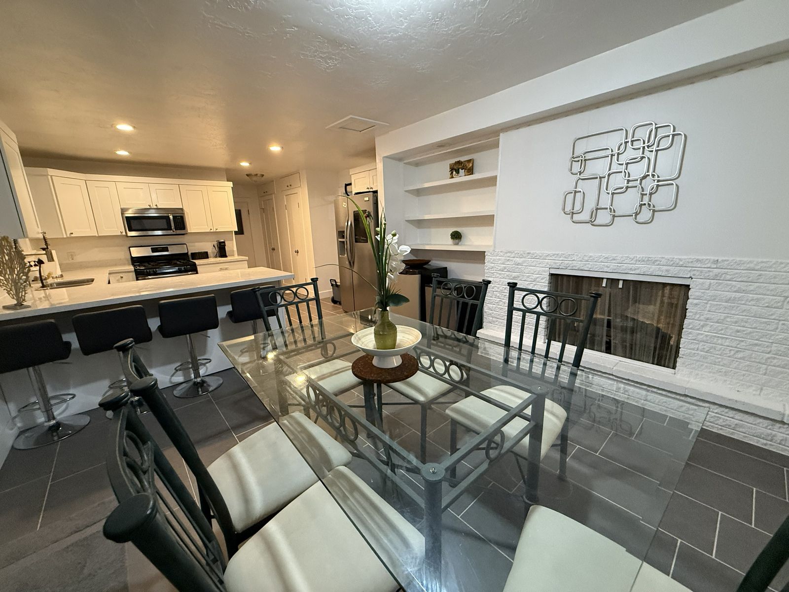 Single Room - All Utilities & WIFI included