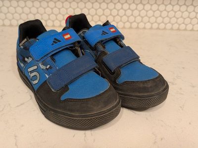 5.10 Freerider Lego MTB shoes Kids Size 2