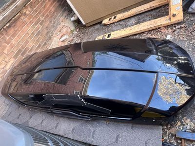 XL THULE ROOF CARGO BOX