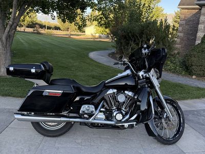 Clean Harley Road King