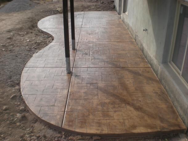 Concrete Driveways | Sidewalks | Concrete Steps | Garage Floors | Concrete Patio