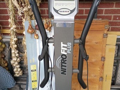 Nitrofit Plus Whole Body Vibration Machine Exercise Platform