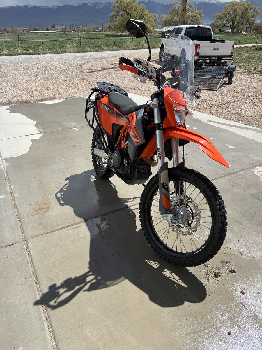 2023 KTM 690 Enduro R