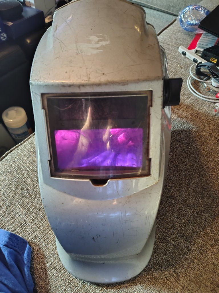 cornwell tools  Auto-Darkening Welding Helmet