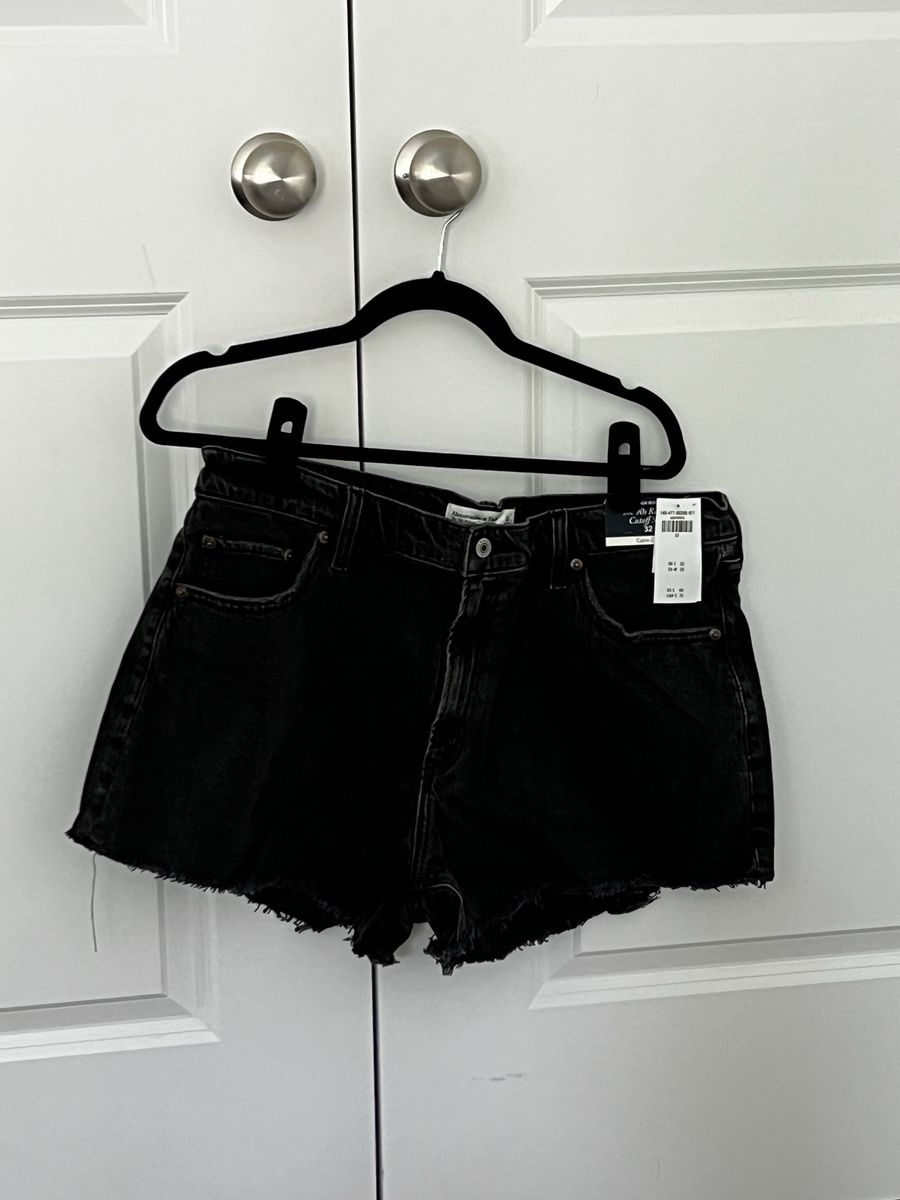 Brand New Abercrombie & Fitch Women’s Jean Shorts