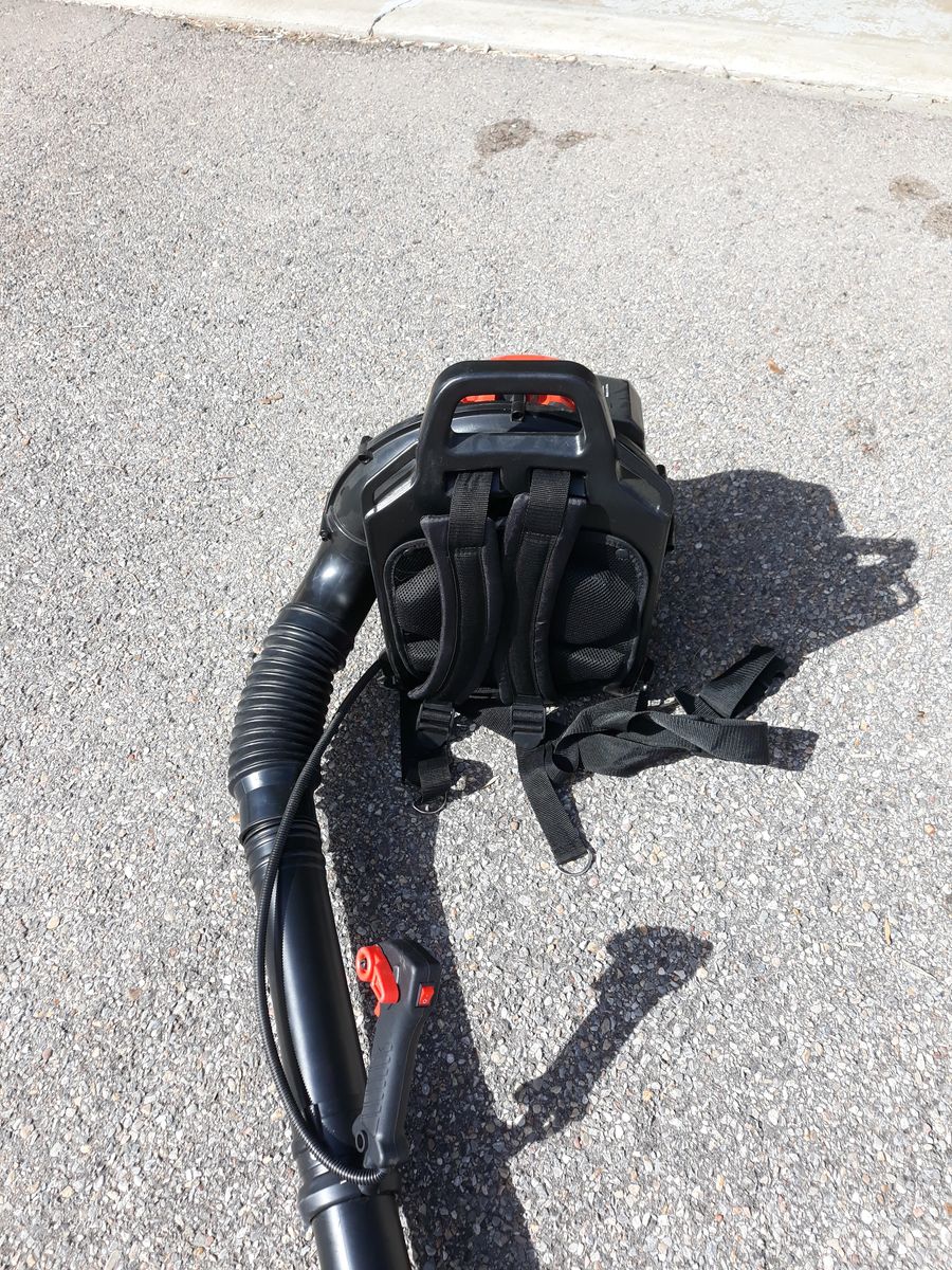 Leaf Blower (lightly used)