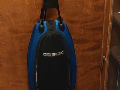 Oreck Magnesium LW100 Vacuum Cleaner