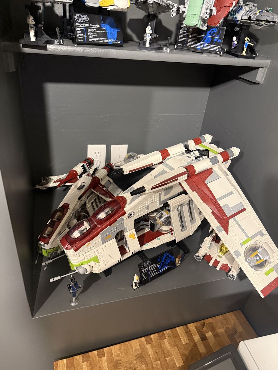 Main image 3