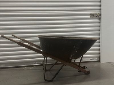 True Temper Wheelbarrow – Used Yard/Garden Cart + Extra Milwaukee Tire