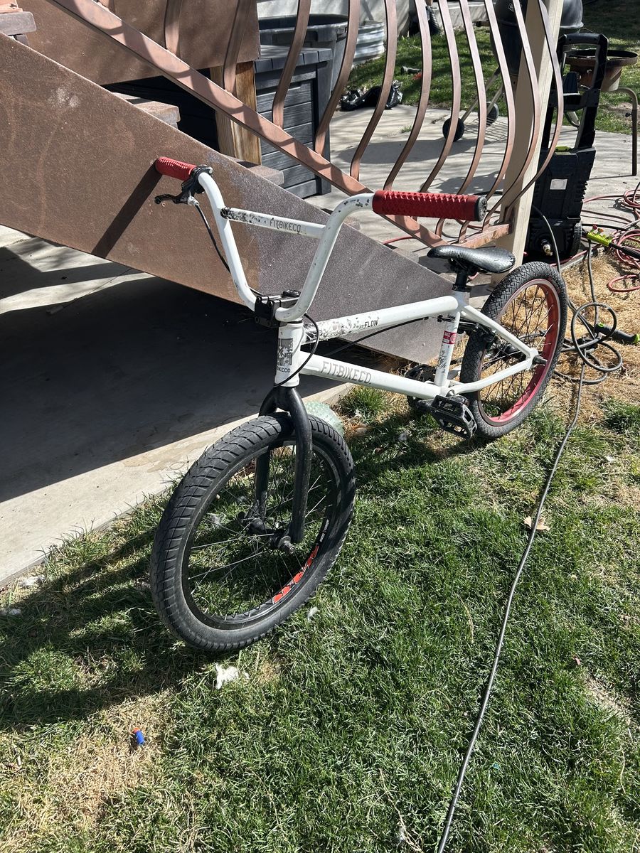 Fit Bike Co Flow BMX Trail Series