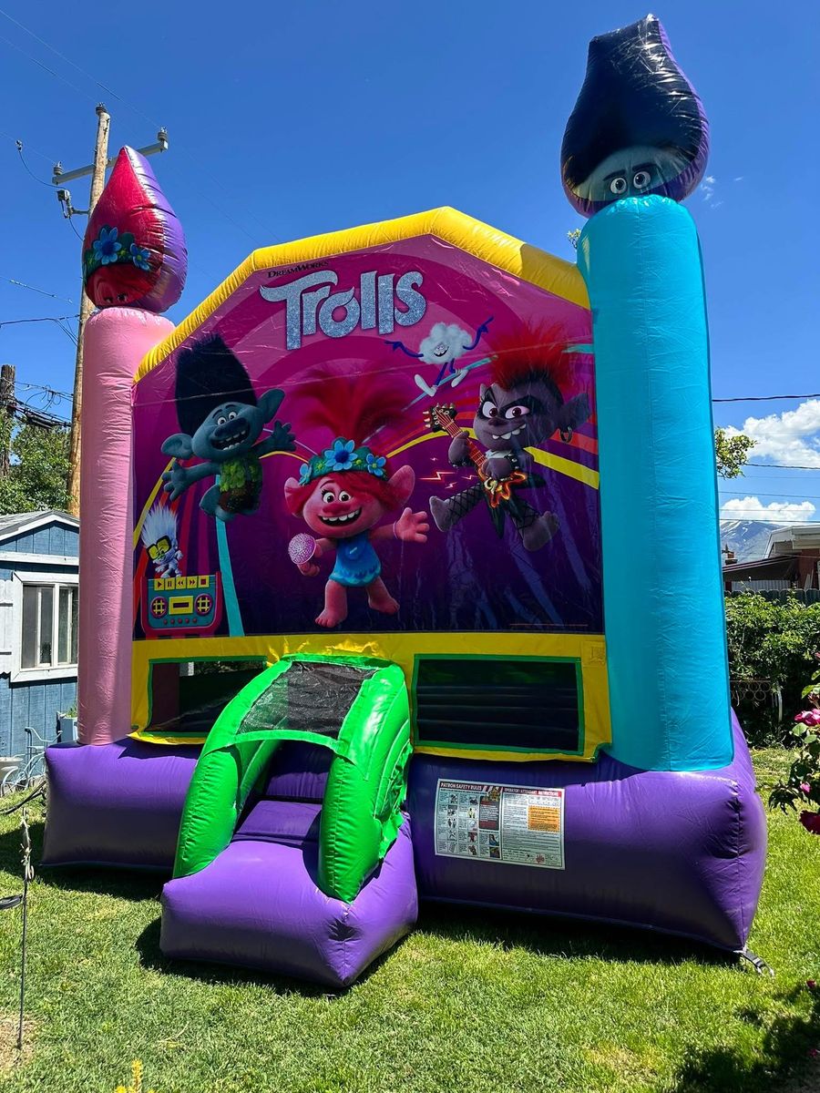 Bounce house Available For Rent