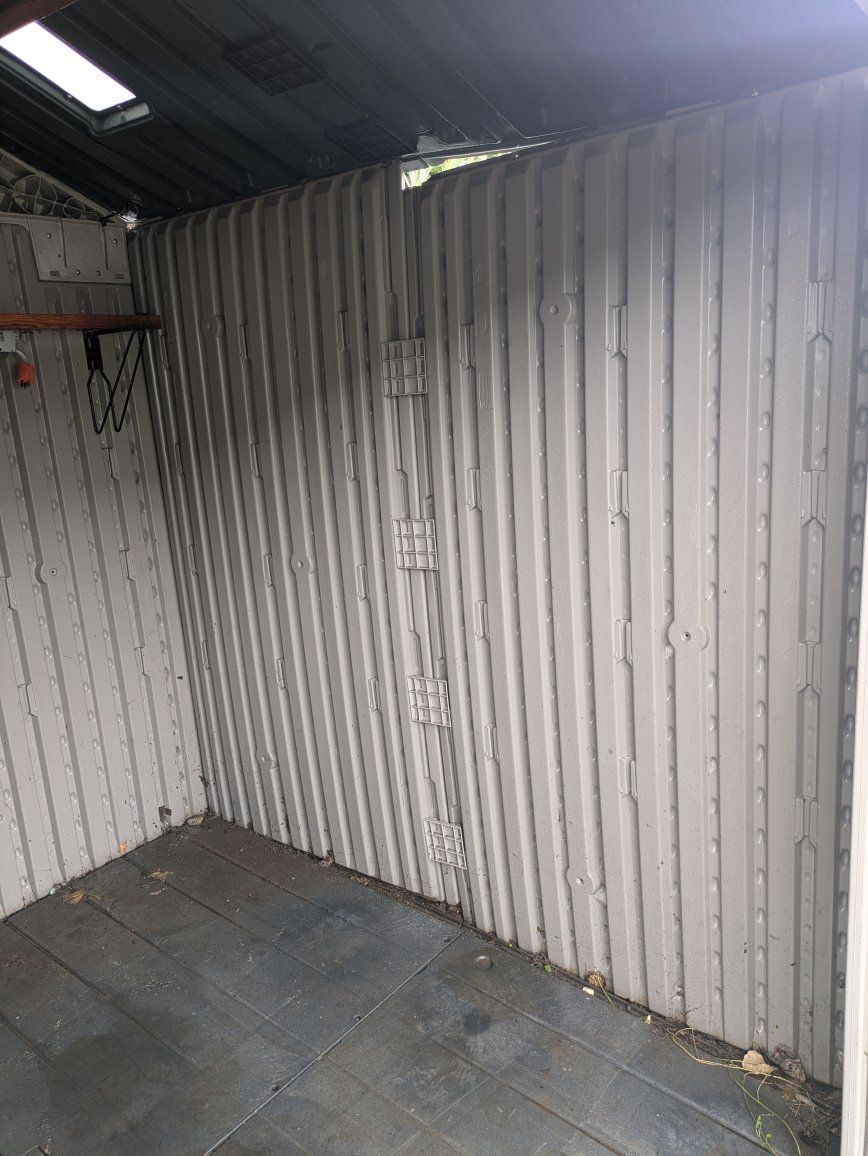 Main image 6