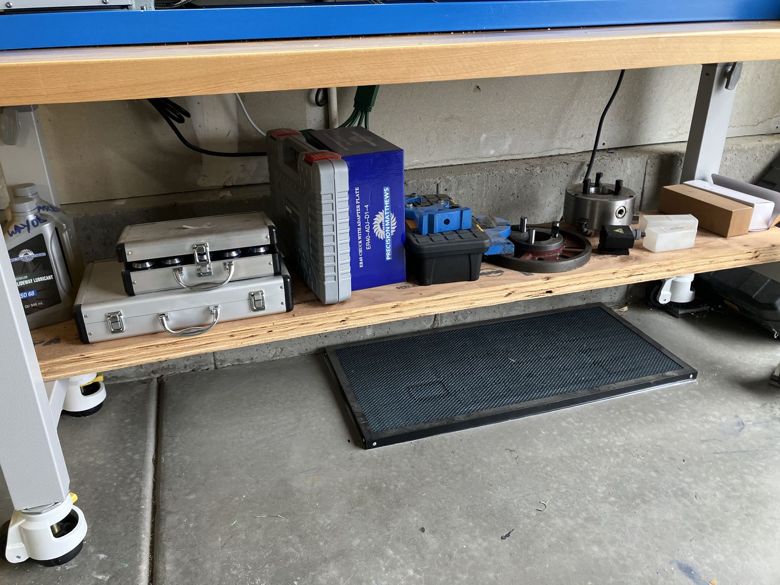 Main image 11