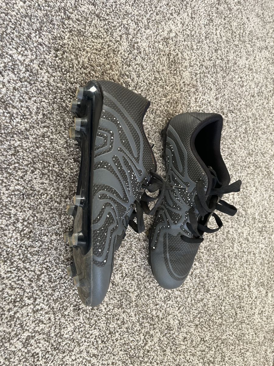 Baseball cleats shoes