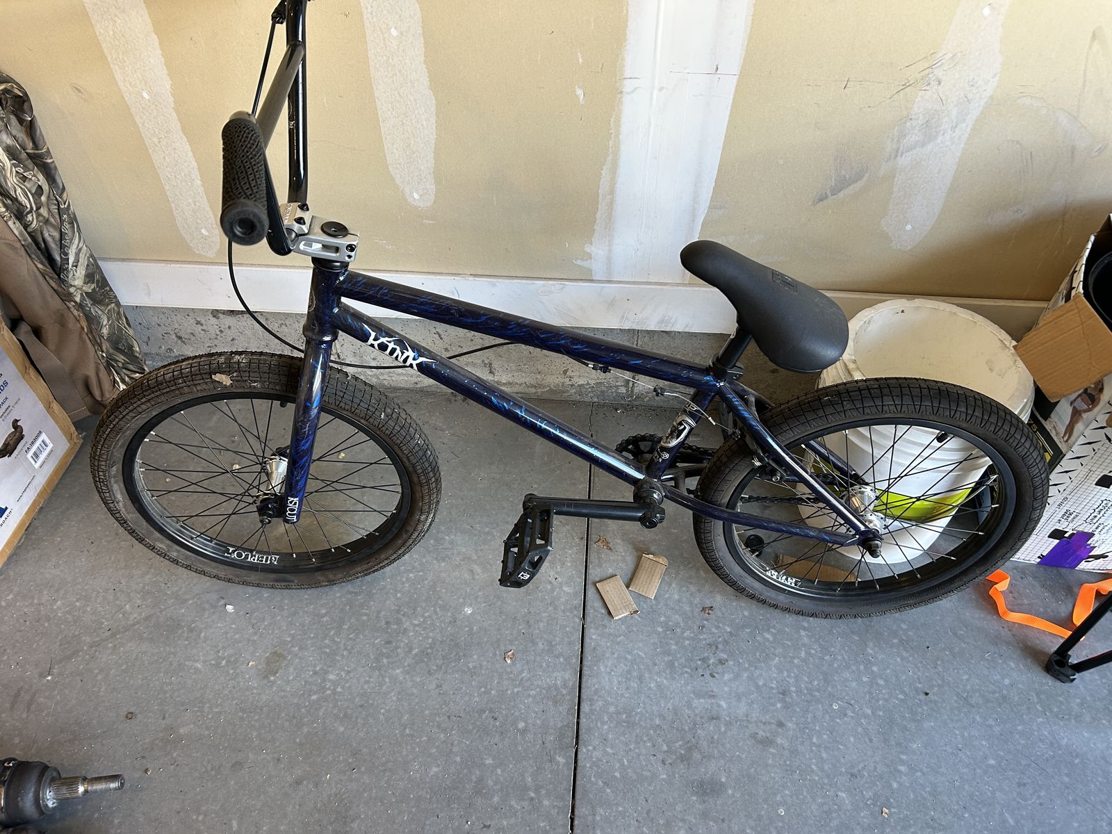 2014 Kink Whip
