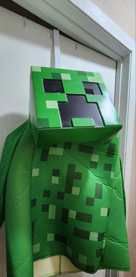 Minecraft Creeper Kids Costume - Green Full Body Jumpsuit with Mask