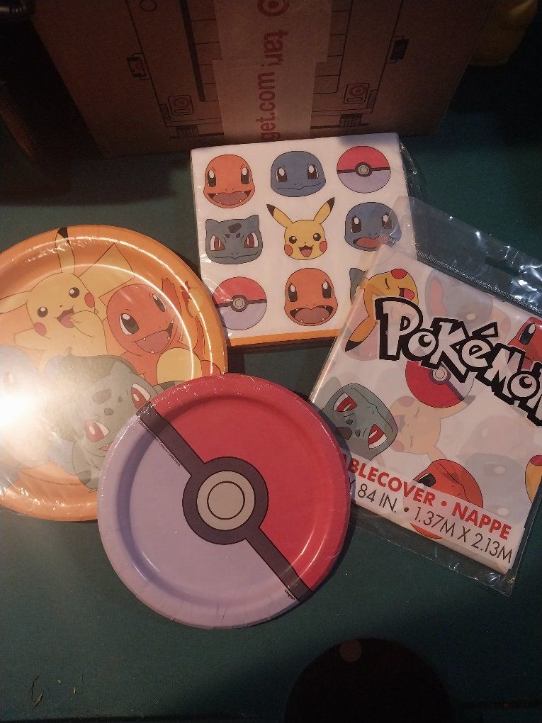 Pokemon Party Supplies Set: Pikachu Plates, Pokeball Plates, Napkins & Tablecover