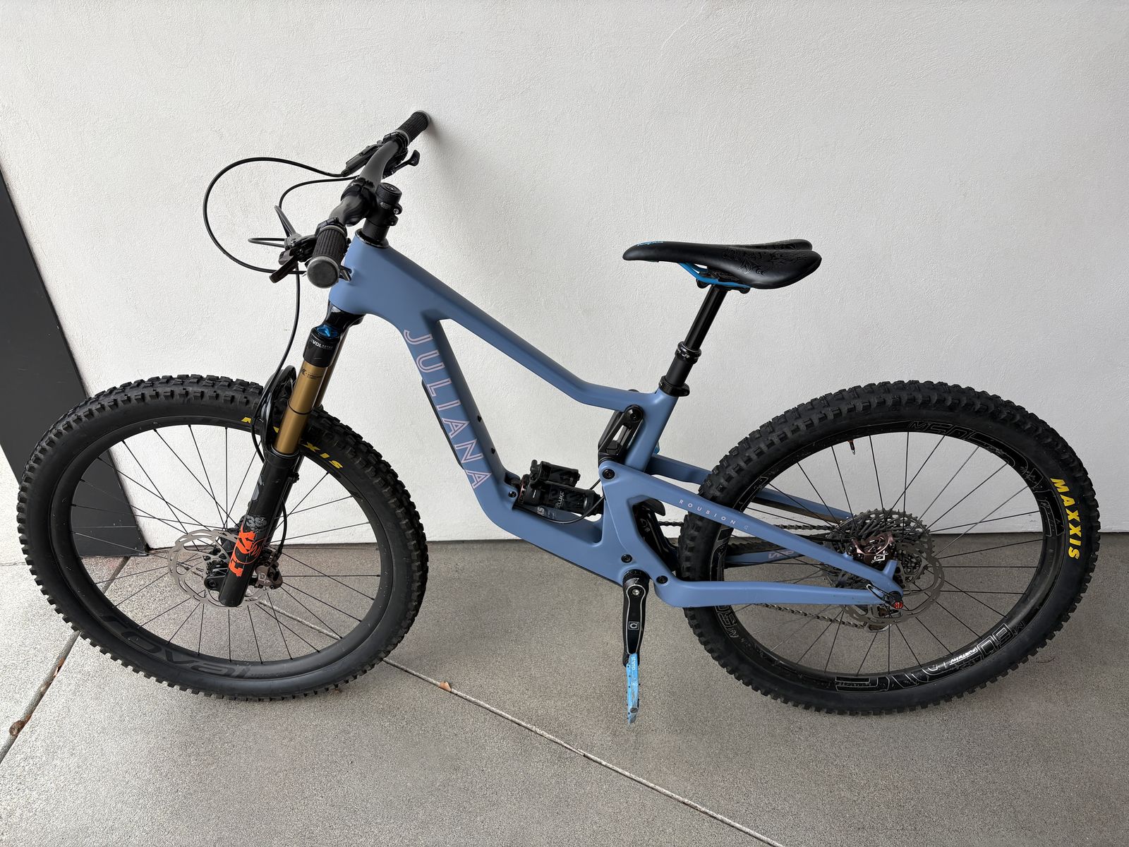 2024 Julian Roubion X-small