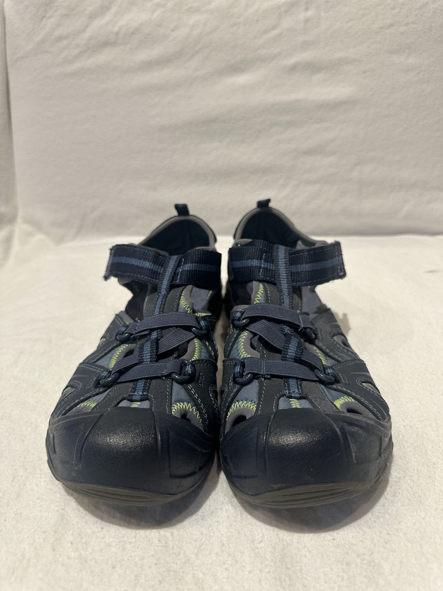 Merrell Youth Size 6, Navy Hiking/Water Sandals